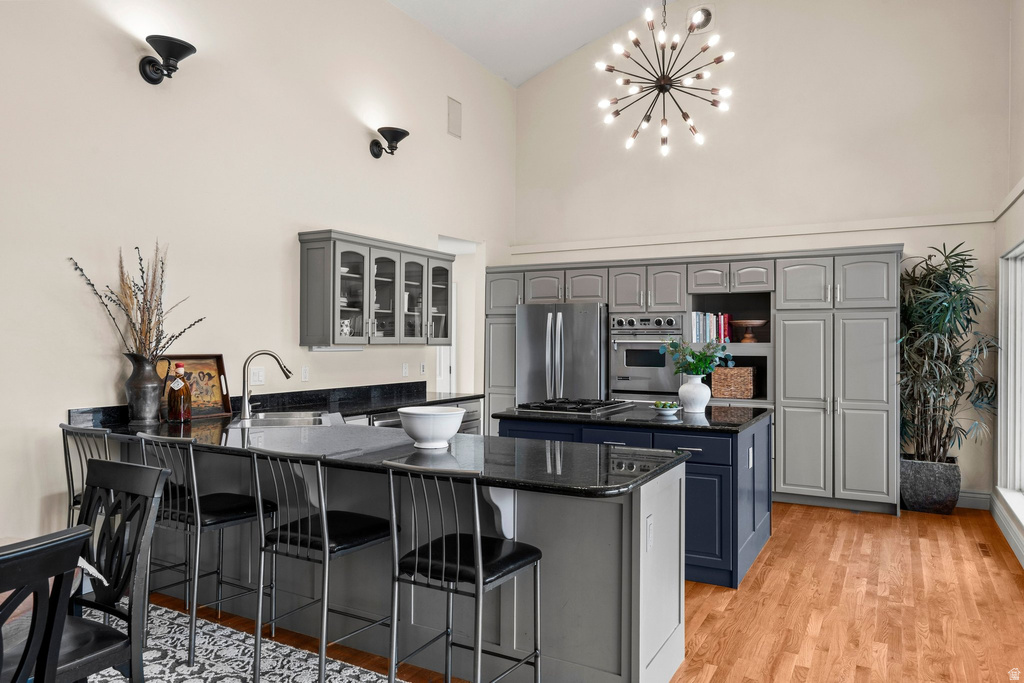 2765 E BLUE SPRUCE DR Holladay, UT 84117