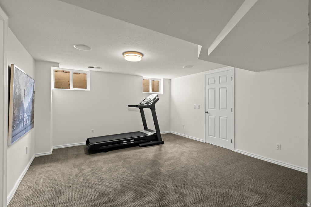 2765 E BLUE SPRUCE DR Holladay, UT 84117