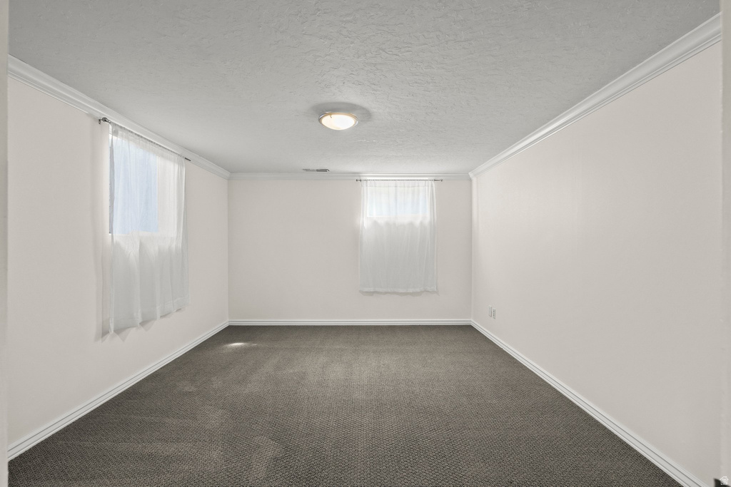 2765 E BLUE SPRUCE DR Holladay, UT 84117