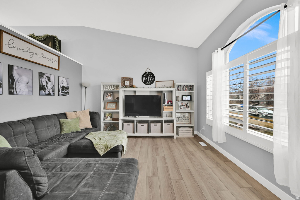 74 S 1660 W West Point, UT 84015