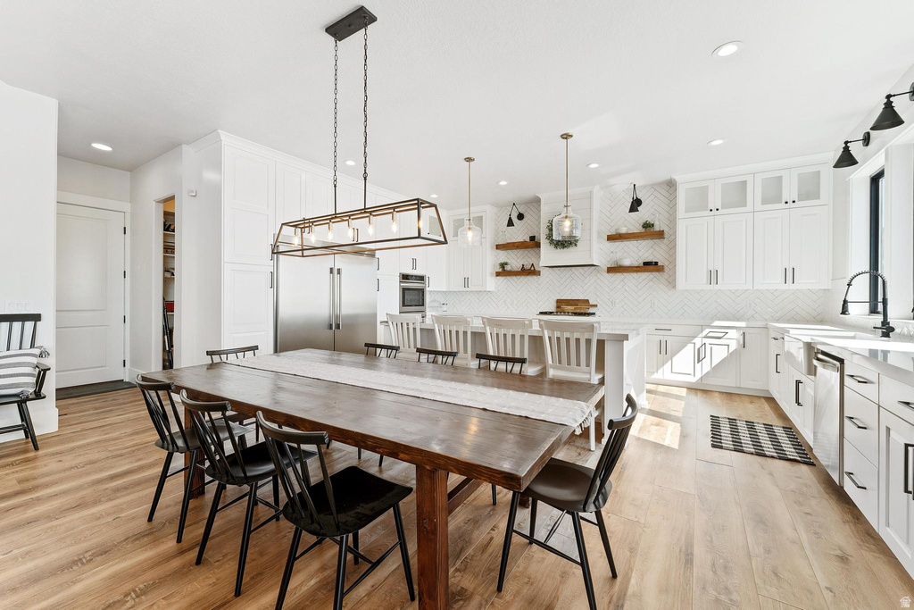 851 E MOUNTAIN RD North Ogden, UT 84414