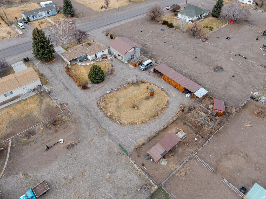 170 S 100 E Annabella, UT 84711