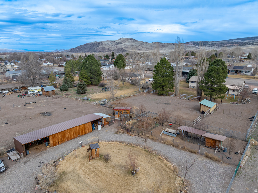 170 S 100 E Annabella, UT 84711