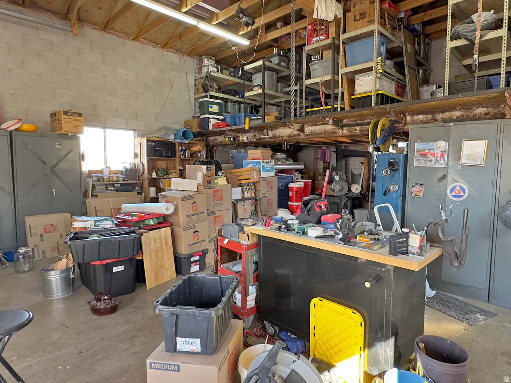 170 S 100 E Annabella, UT 84711