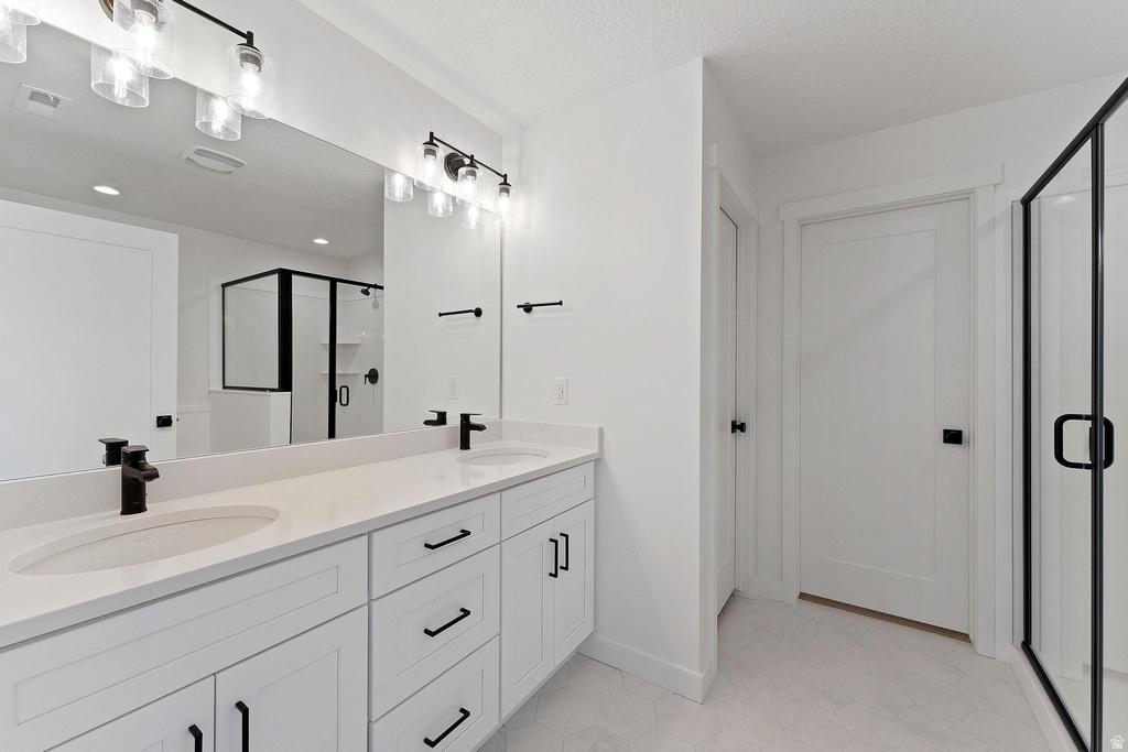 7624 S CLIPPER HILL RD #302 West Jordan, UT 84081