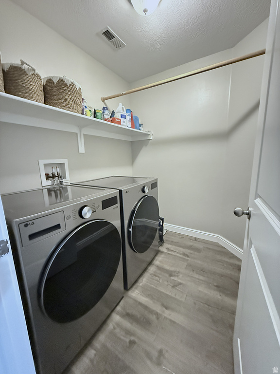 1042 N SKIPTON DR North Salt Lake, UT 84054