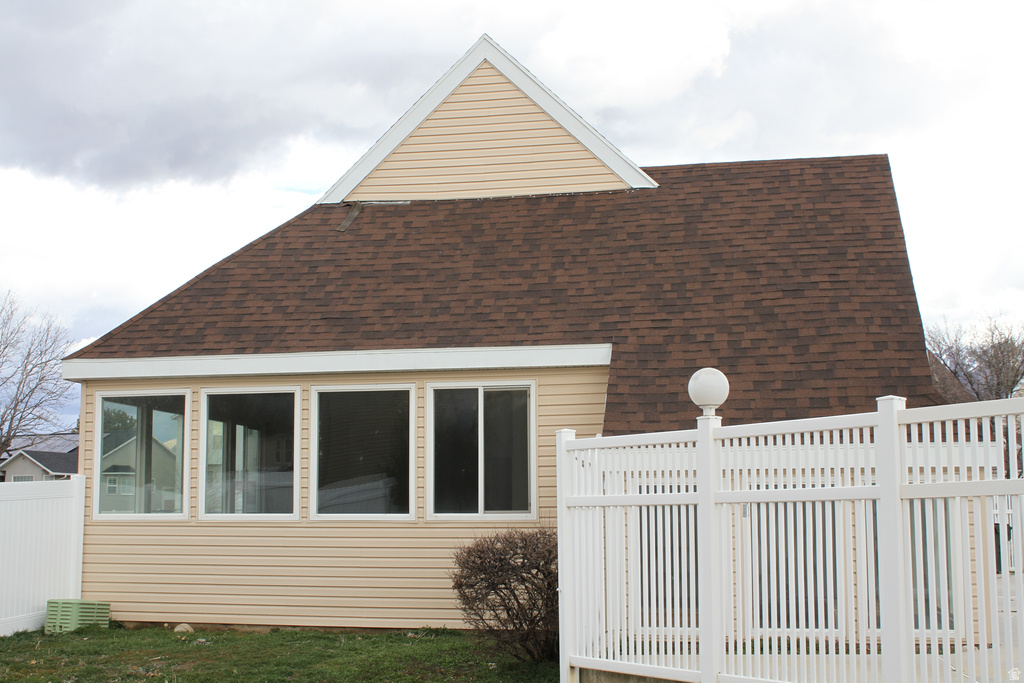 775 E GABLES LN Midvale, UT 84047