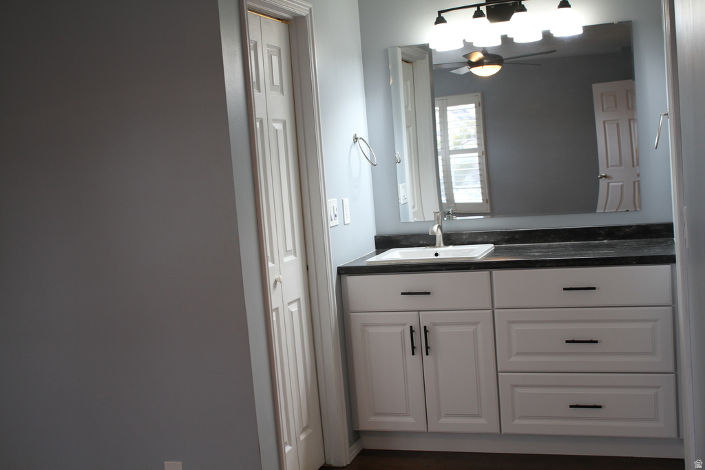 775 E GABLES LN Midvale, UT 84047