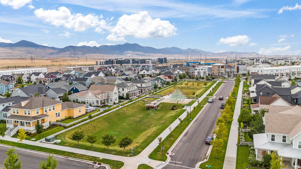 11348 S SANDBANK WAY South Jordan, UT 84009