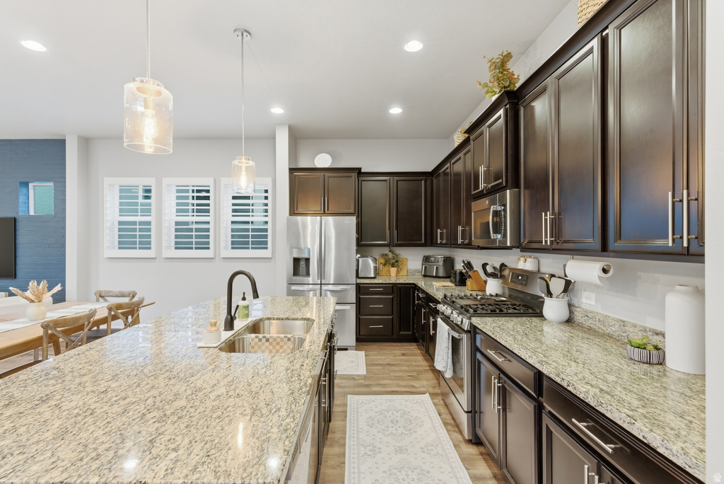 11348 S SANDBANK WAY South Jordan, UT 84009