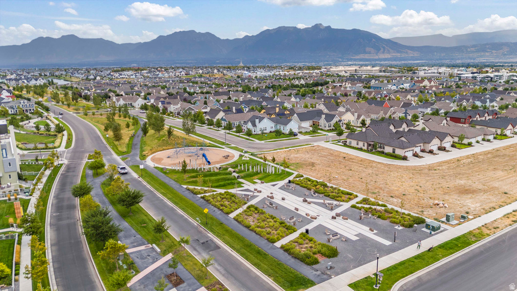 11348 S SANDBANK WAY South Jordan, UT 84009