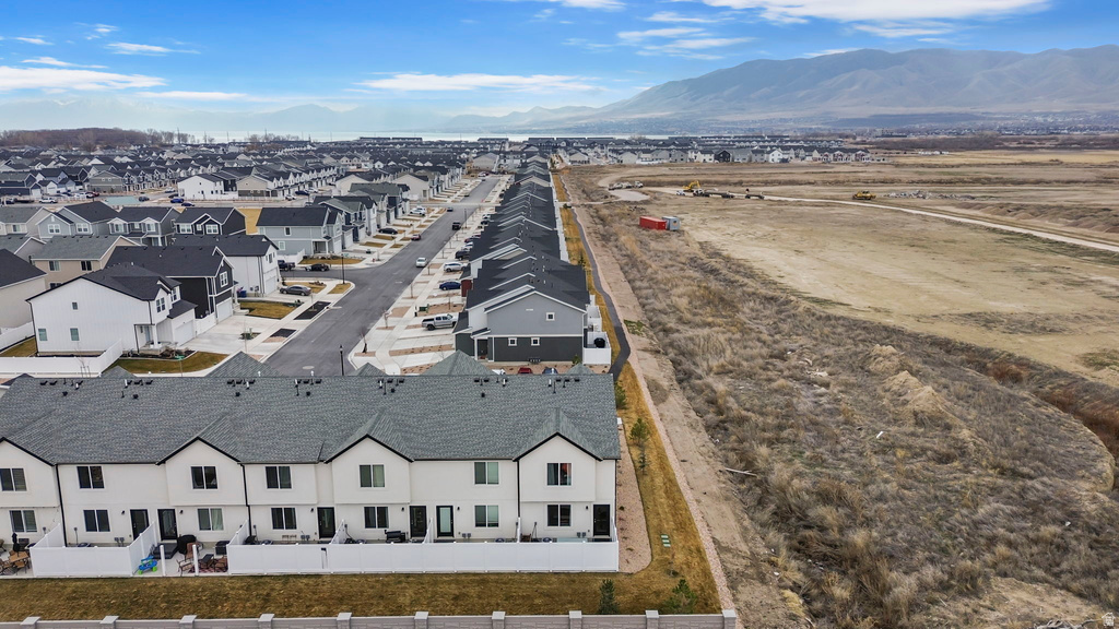 1036 E SCUTTLEBUTT LN #2055 Saratoga Springs, UT 84045