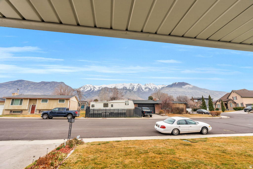 692 JUNIPER ST Pleasant Grove, UT 84062