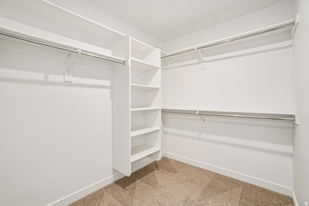 807 N WELLINGTON CT North Salt Lake, UT 84054