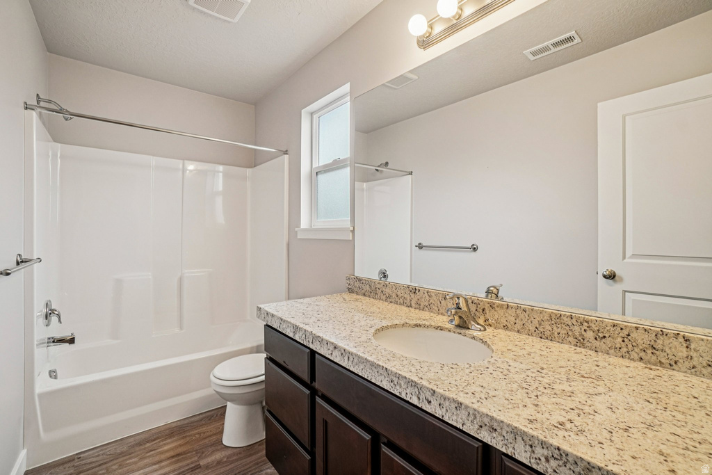 807 N WELLINGTON CT North Salt Lake, UT 84054