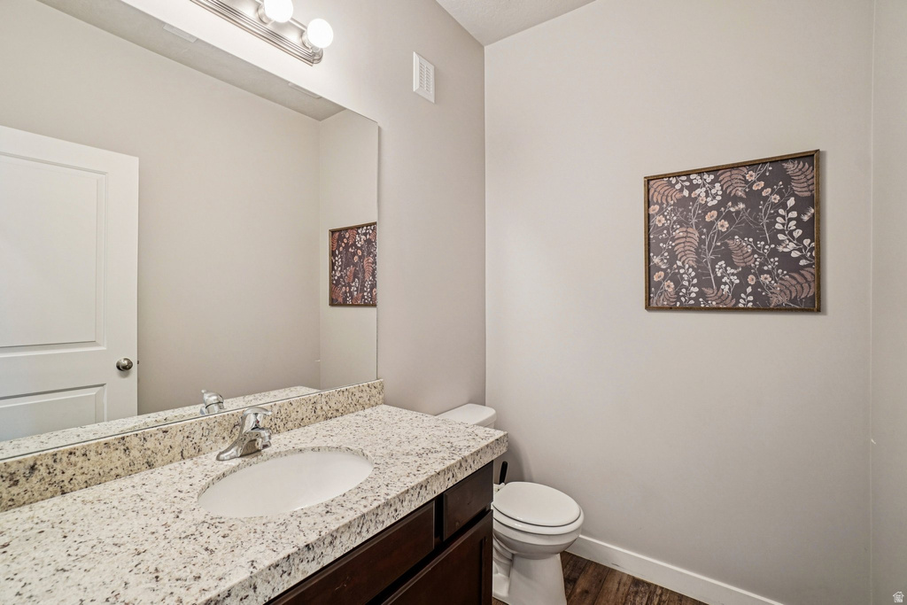 807 N WELLINGTON CT North Salt Lake, UT 84054