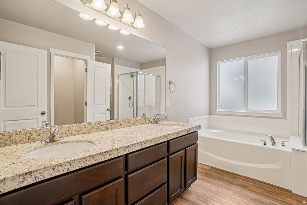 807 N WELLINGTON CT North Salt Lake, UT 84054