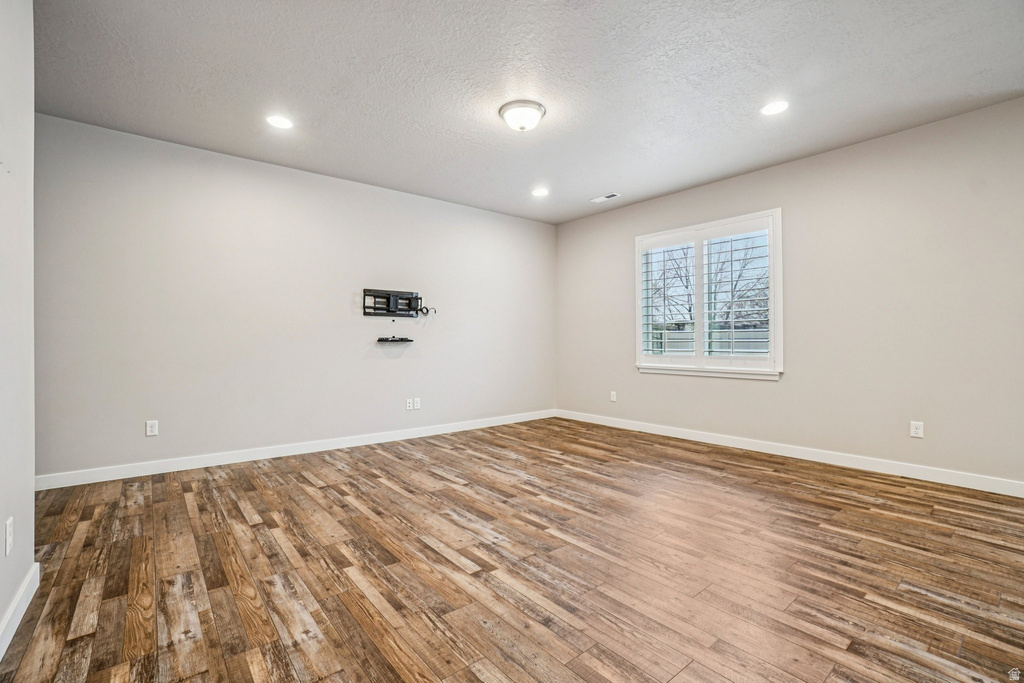 807 N WELLINGTON CT North Salt Lake, UT 84054