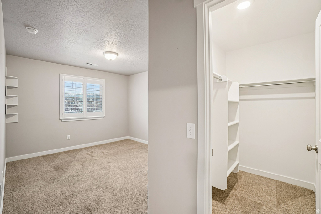 807 N WELLINGTON CT North Salt Lake, UT 84054