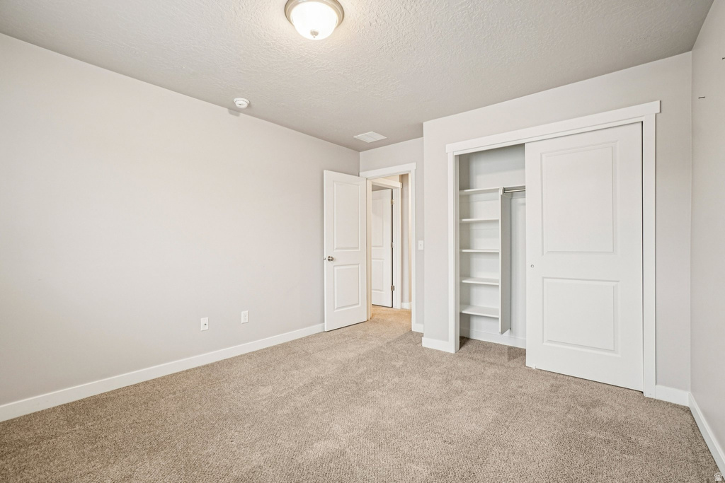 807 N WELLINGTON CT North Salt Lake, UT 84054