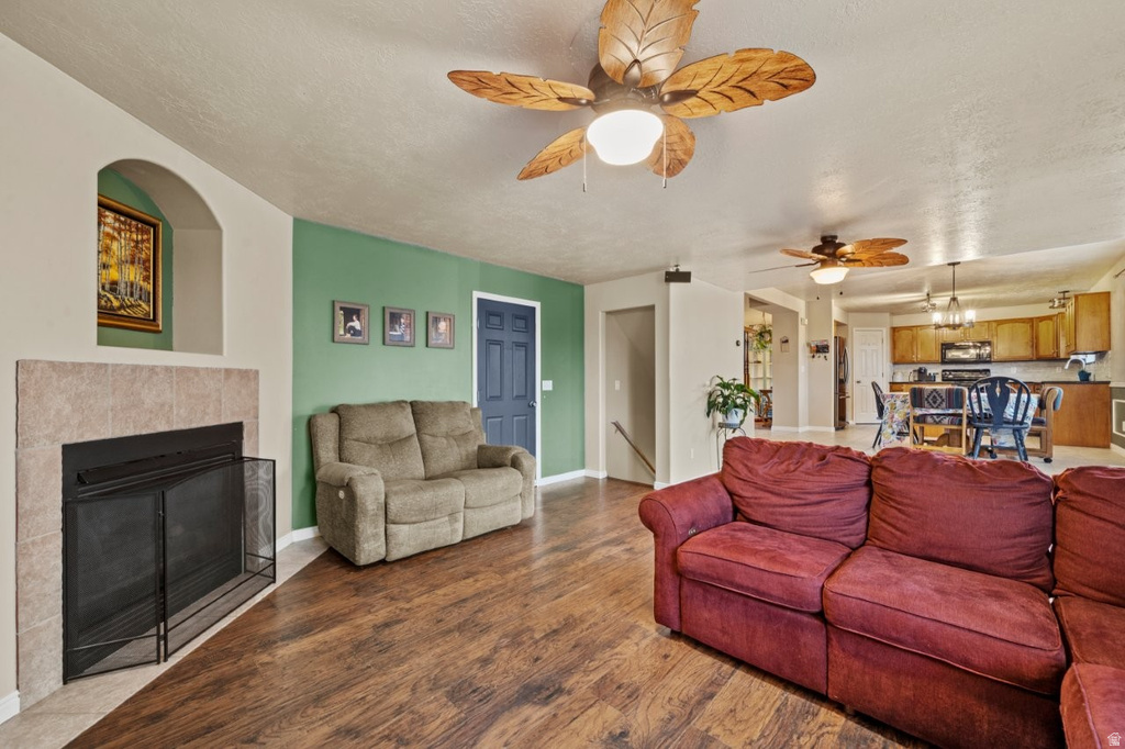 5155 S 3200 W Roy, UT 84067