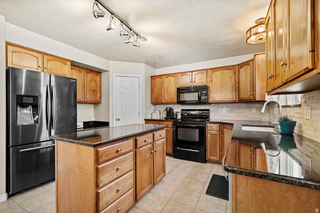 5155 S 3200 W Roy, UT 84067