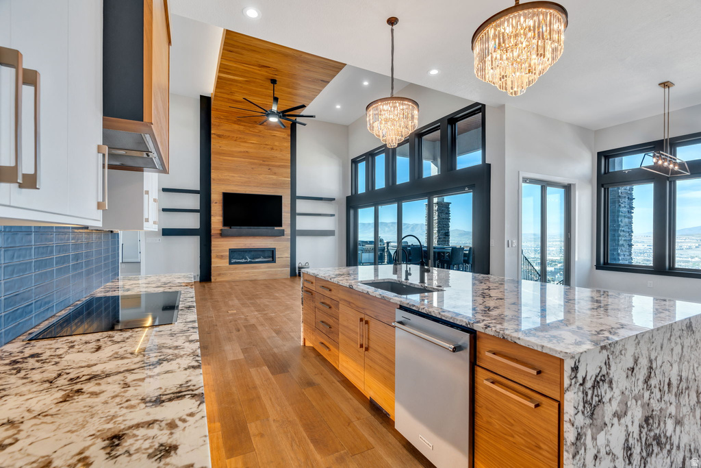 4379 N RIDGE VIEW WAY Lehi, UT 84043