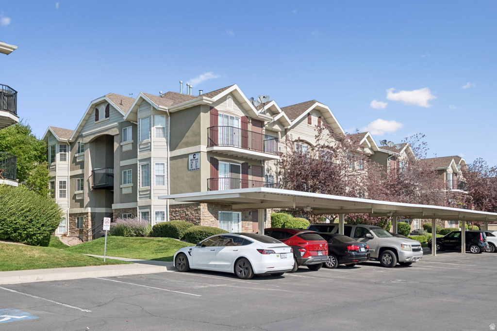 6878 S CLAYTON RIDGE WAY #C12 West Jordan, UT 84084