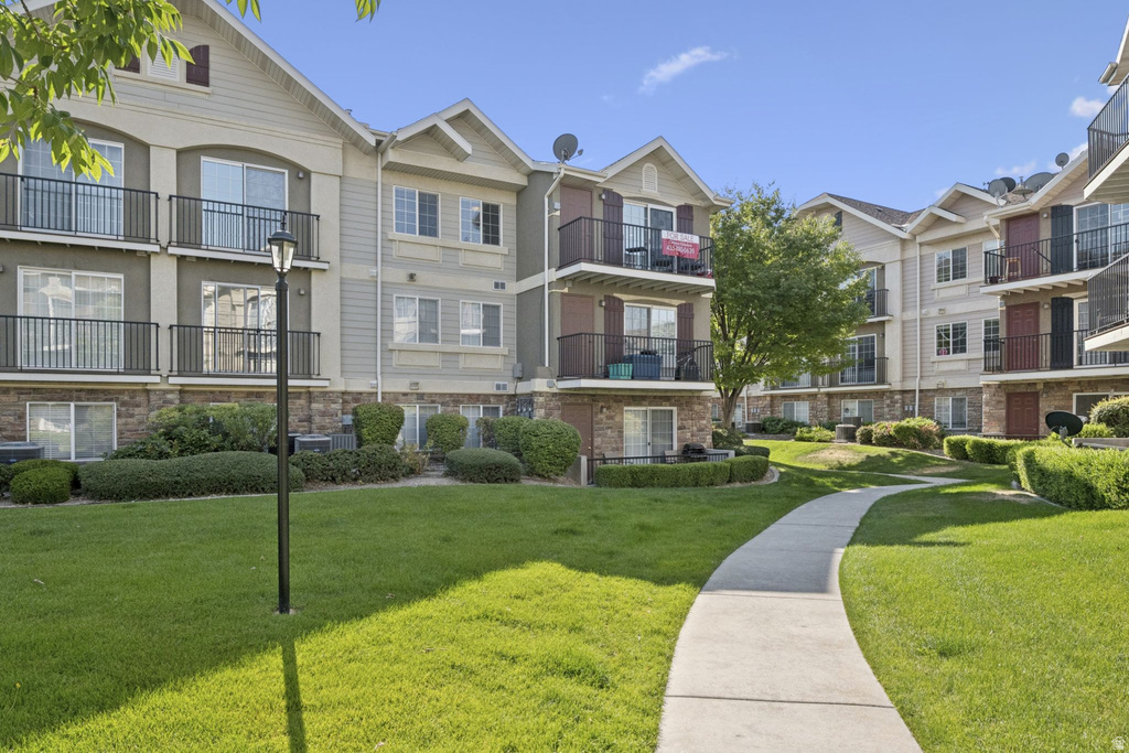 6878 S CLAYTON RIDGE WAY #C12 West Jordan, UT 84084