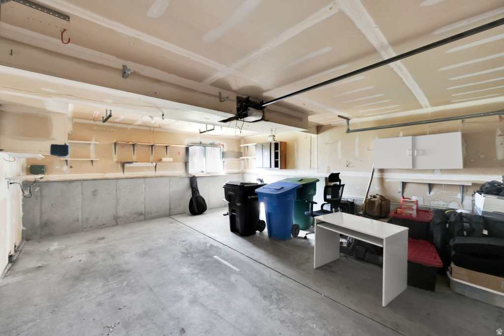 6796 S CYCLAMEN DR West Jordan, UT 84081