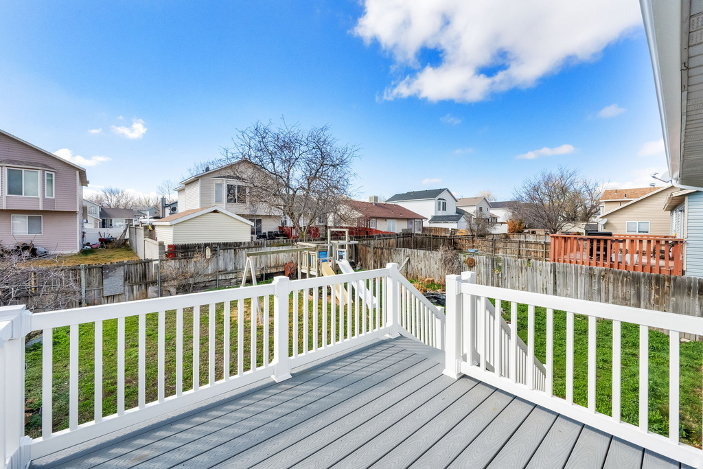 6796 S CYCLAMEN DR West Jordan, UT 84081