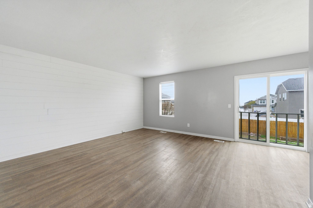 284 W ALFRED DR Tooele, UT 84074