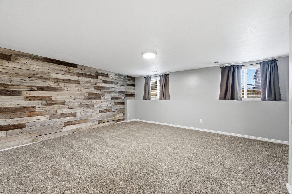 284 W ALFRED DR Tooele, UT 84074