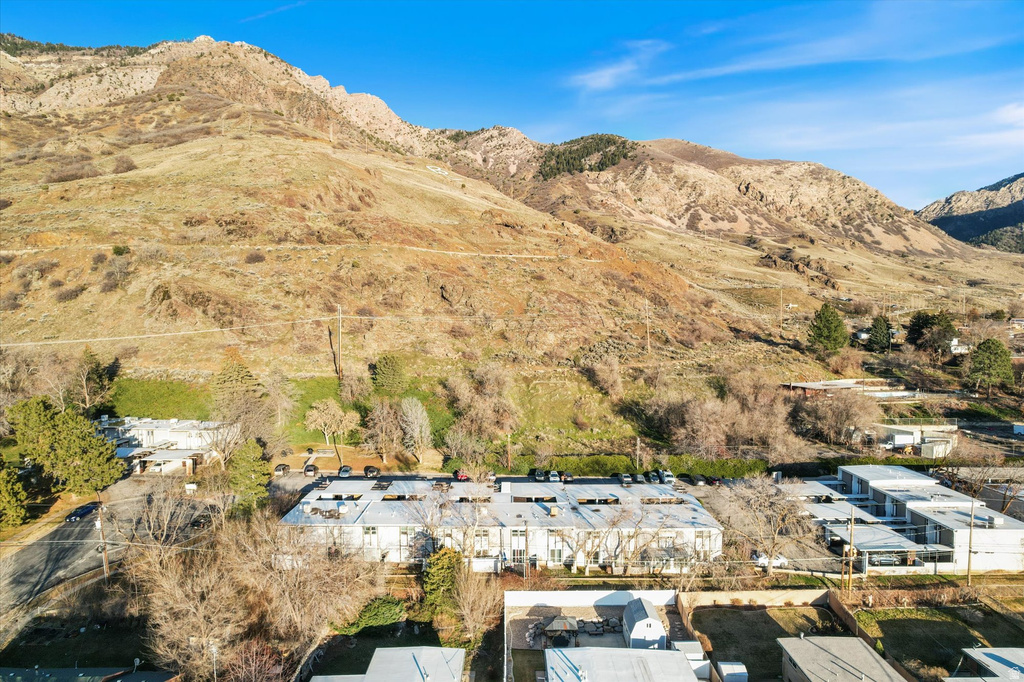 1565 E 775 S #16 Ogden, UT 84404