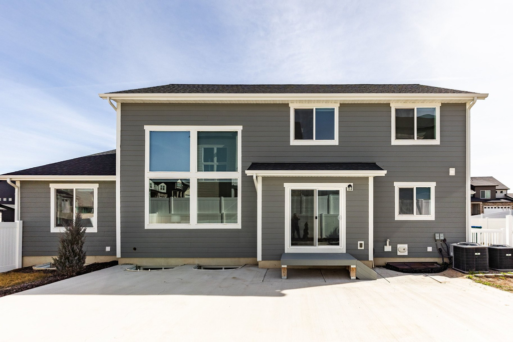 1453 N LINEN WAY Lehi, UT 84048