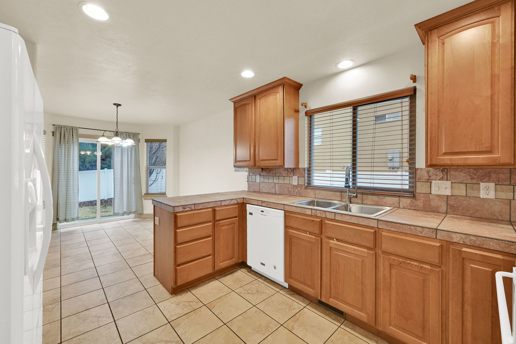 5717 W COMO LN West Jordan, UT 84081