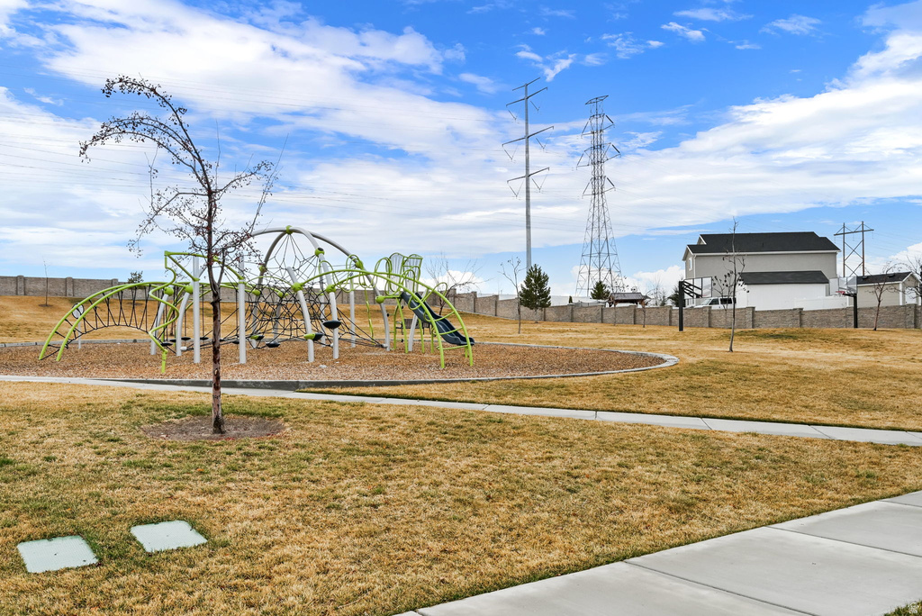 5717 W COMO LN West Jordan, UT 84081