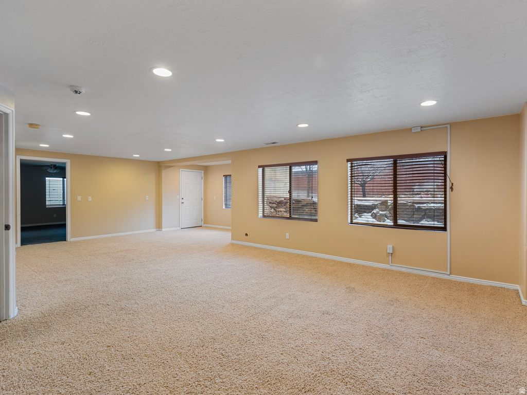 3059 W UINTA PINES CIR South Jordan, UT 84095