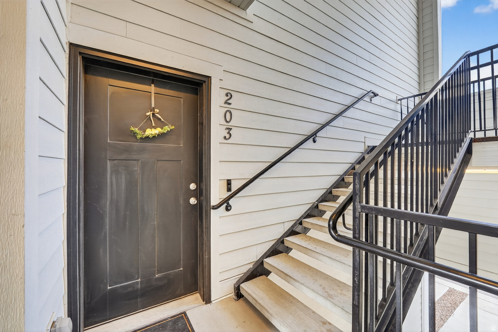 937 W BIG BEN LN # J203 #J203 Saratoga Springs, UT 84045