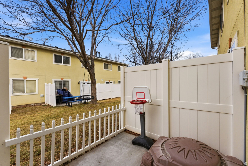 4792 W PESCARA CT West Jordan, UT 84084