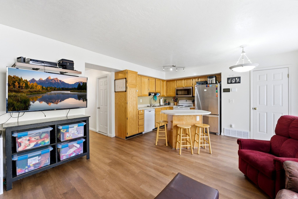 4792 W PESCARA CT West Jordan, UT 84084