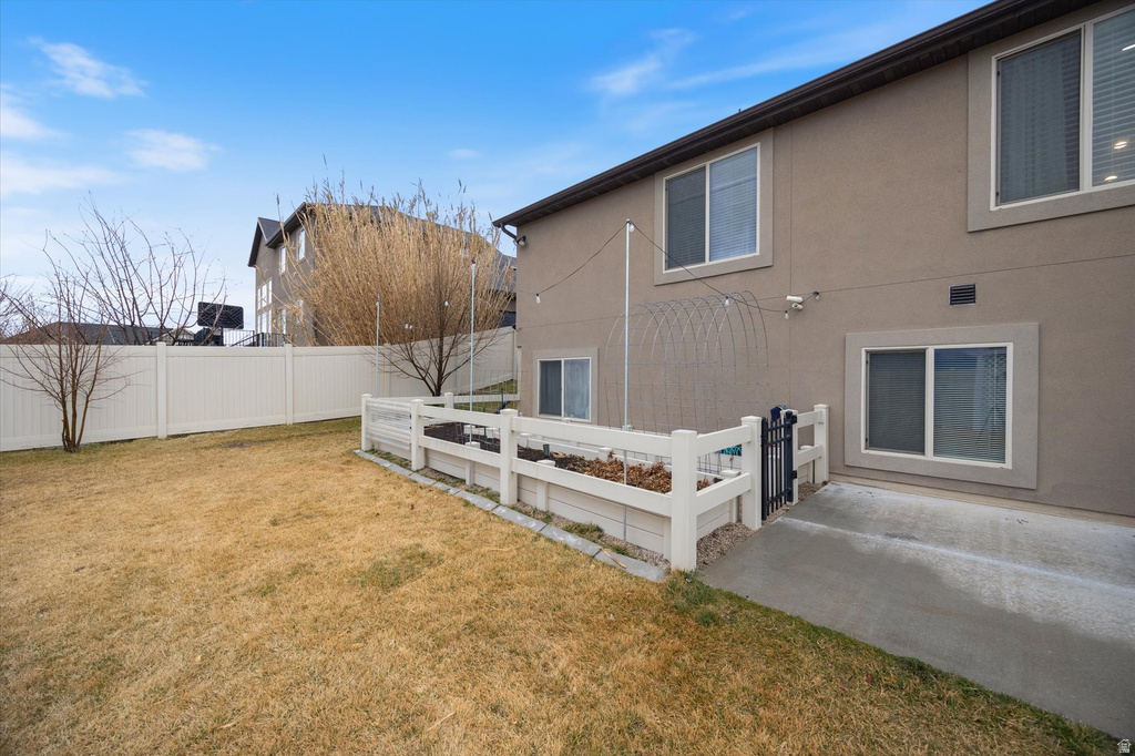 1682 N ASPEN CIR Saratoga Springs, UT 84045