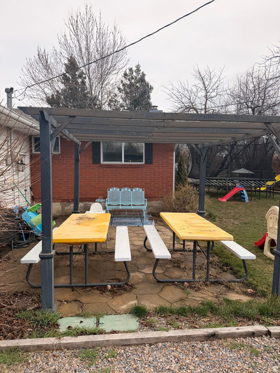 84 E DIAMOND ST Layton, UT 84041