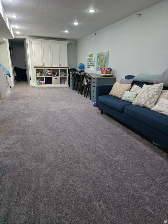 84 E DIAMOND ST Layton, UT 84041