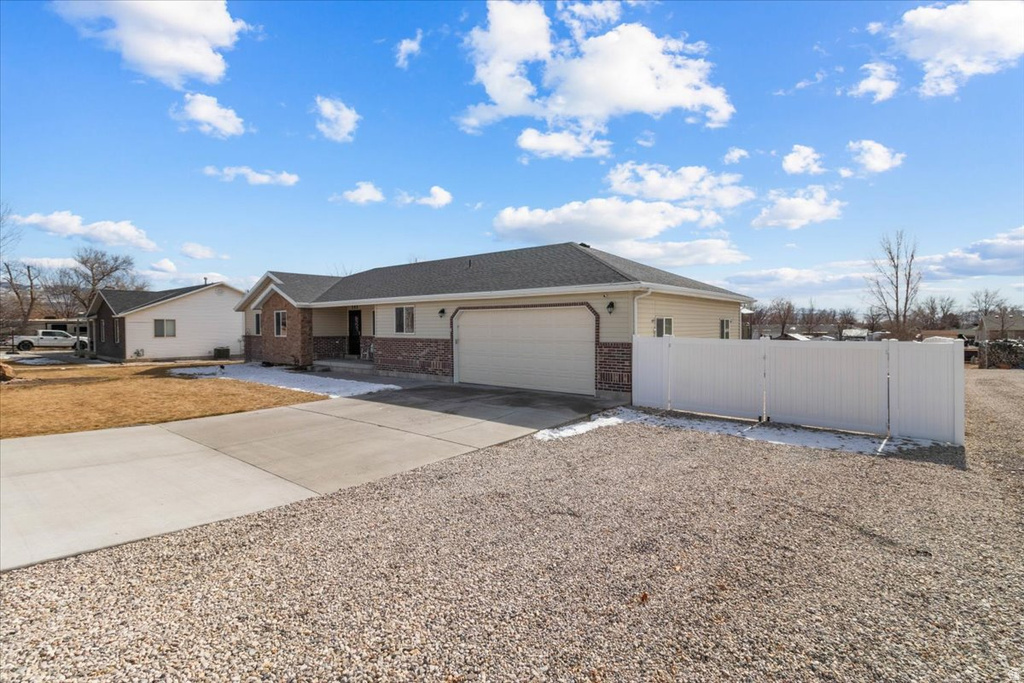 141 W 300 N Gunnison, UT 84634