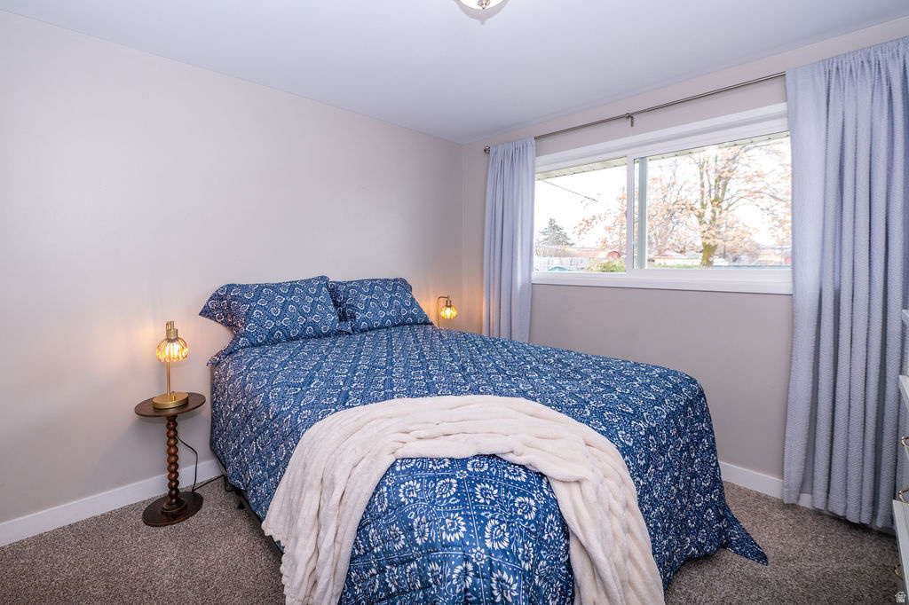 2015 W 4450 S Roy, UT 84067