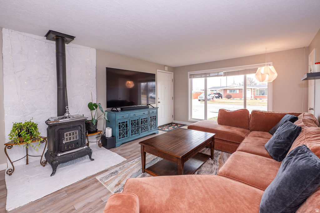 2015 W 4450 S Roy, UT 84067