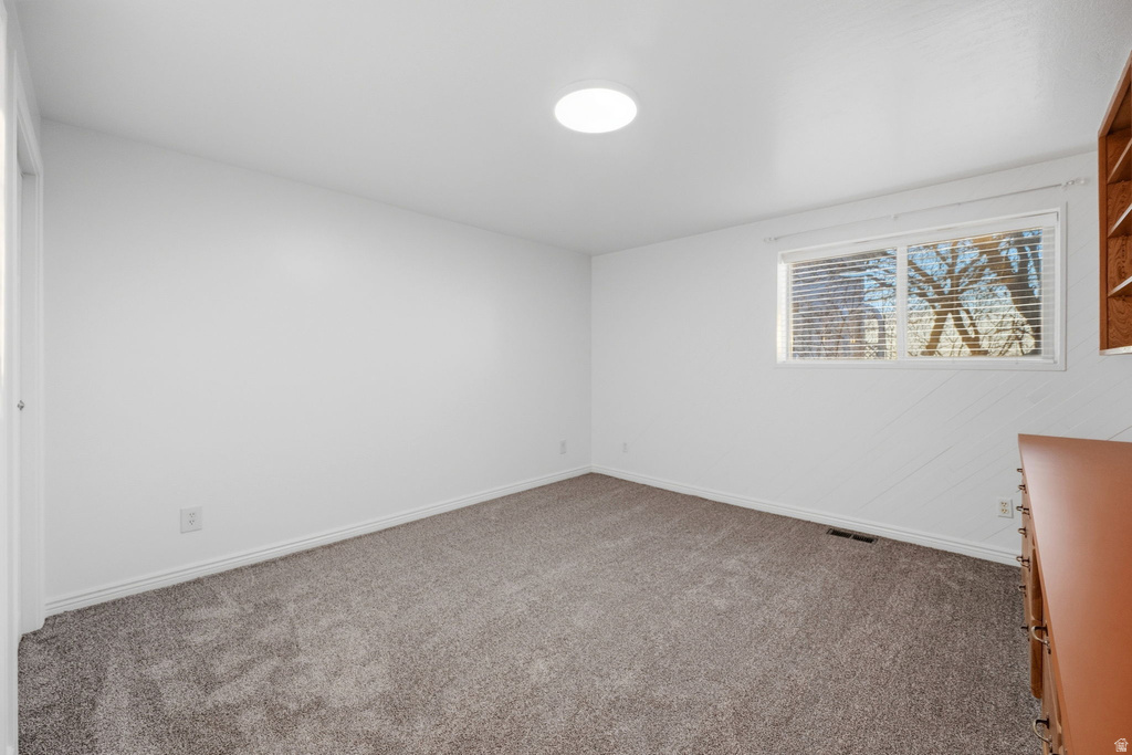 933 NORTHERN HILLS CIR Bountiful, UT 84010