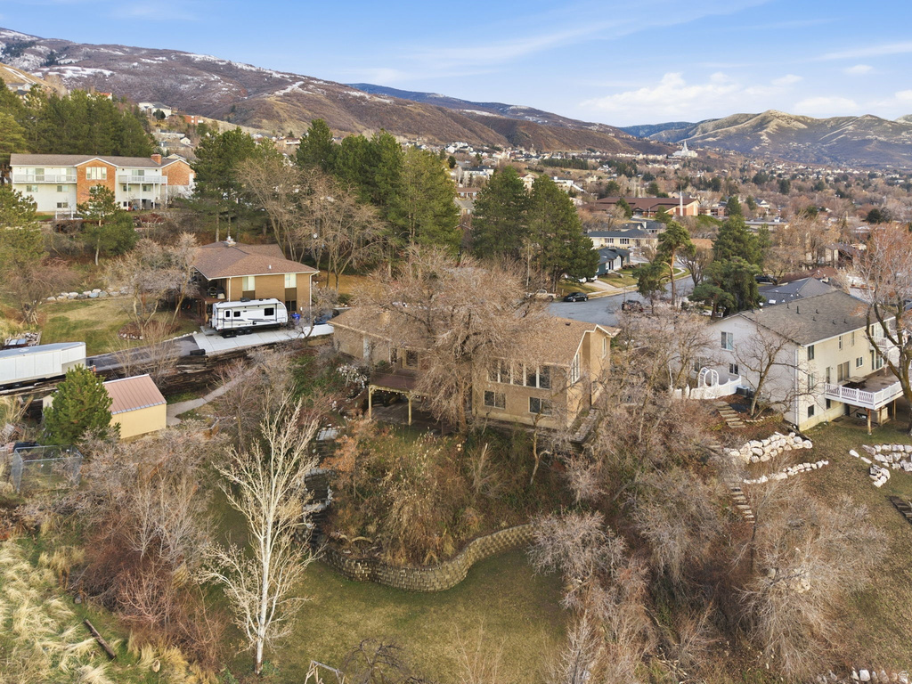 933 NORTHERN HILLS CIR Bountiful, UT 84010