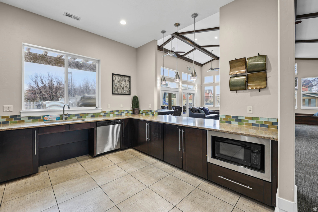 3689 W LILAC HEIGHTS DR South Jordan, UT 84095